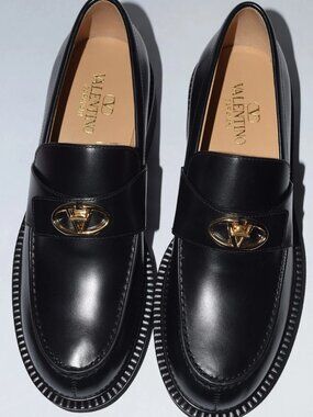 Valentino Garavani VLogo Smooth Leather Locker Loafers size 36.5